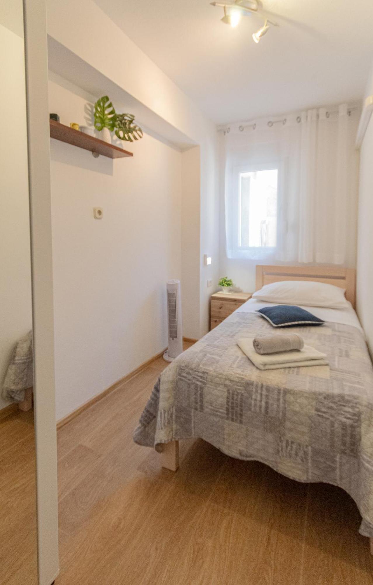 Marjan Hill 3-Br Apt,5 Guests Private Garden Near Beach Split Eksteriør billede