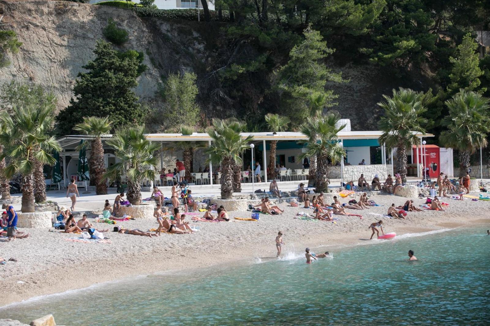 Marjan Hill 3-Br Apt,5 Guests Private Garden Near Beach Split Eksteriør billede